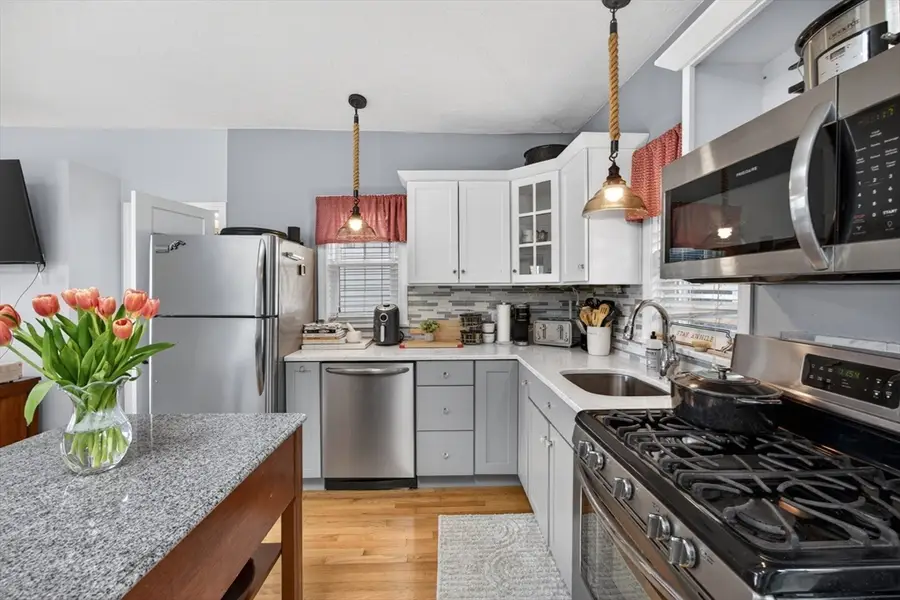 22 Sherman Ave, Nahant, MA 01908 - #3