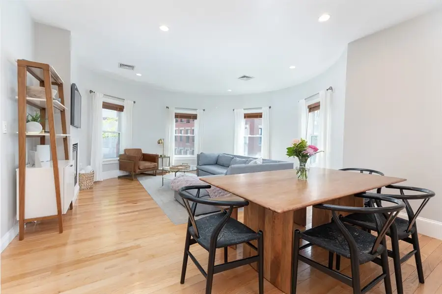 52 Warren #3, Boston, MA 02129 - #3