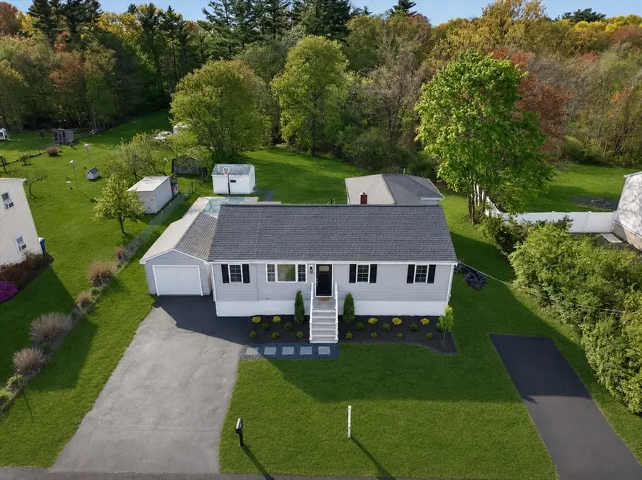 198 Dunbar St, Taunton, MA 02780 - #3
