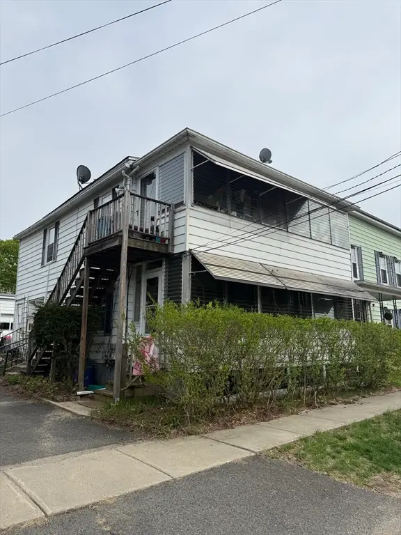 7 I St, Montague, MA 01376
