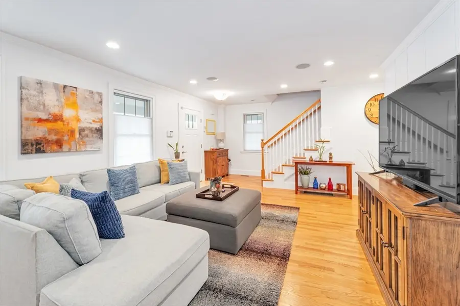 196 Durnell Ave #196, Boston, MA 02131 - #2