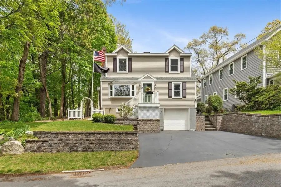 14 Church St, Westwood, MA 02090 - #2
