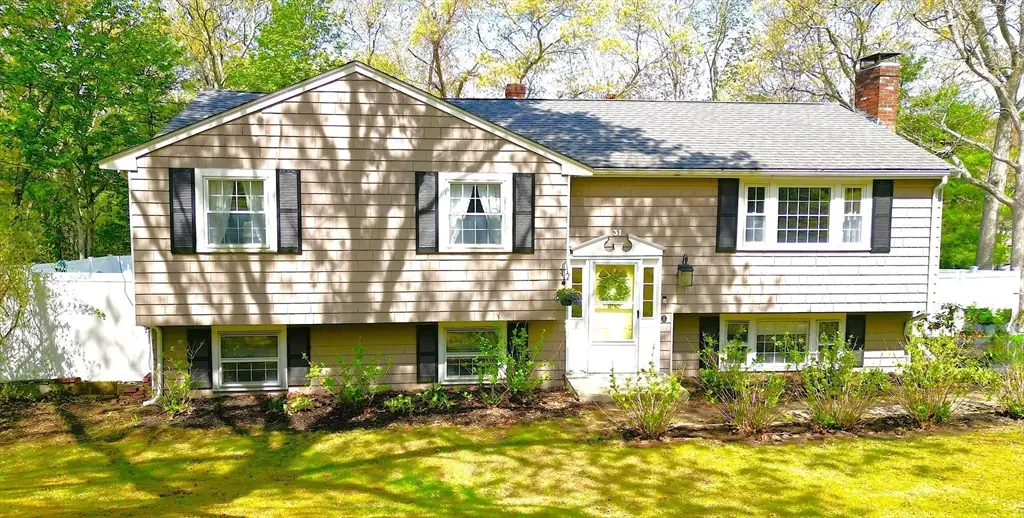 31 Lantern Lane, Plymouth, MA 02360 - #1