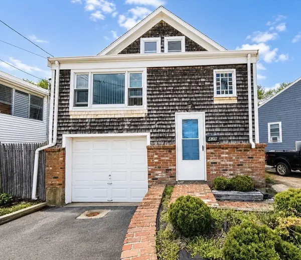 439 Newport Rd, Hull, MA 02045