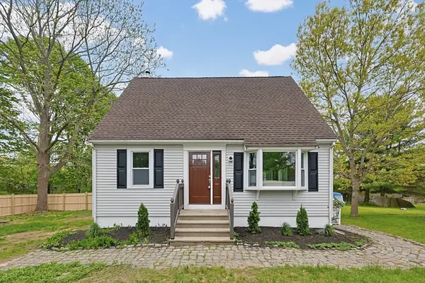 21 Stanley Ave, Taunton, MA 02780