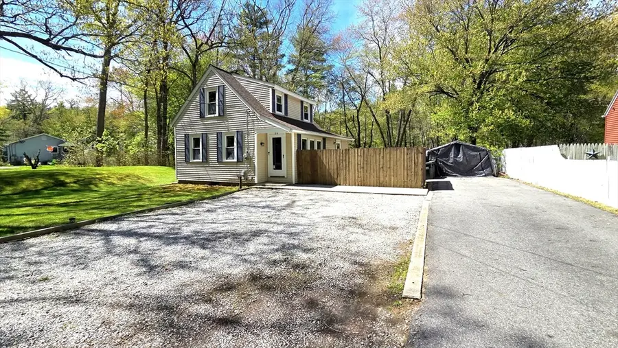 28 Cross Rd, Uxbridge, MA 01569 - #2