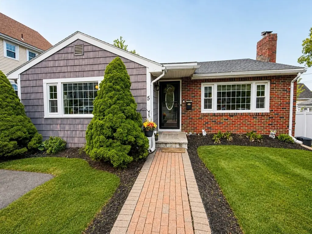 5 Vermont Ave., Saugus, MA 01906 - #1