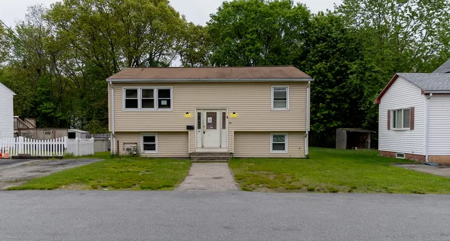 64 Perkins Ave, Cranston, RI 02910 - #3