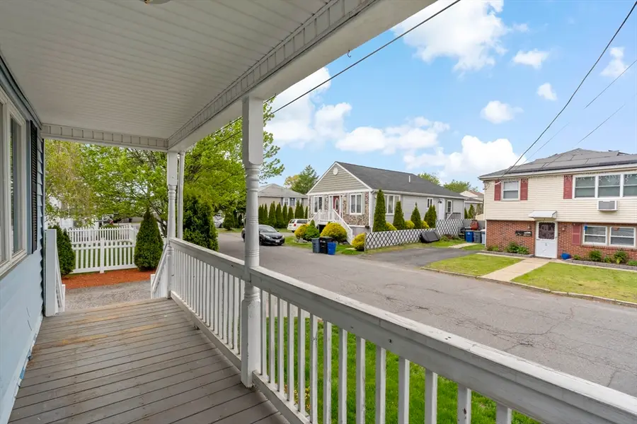 6 Lindsell St, Saugus, MA 01906 - #3