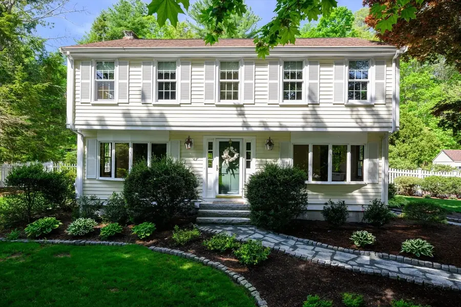 341 Lincoln St, Norwell, MA 02061 - #3