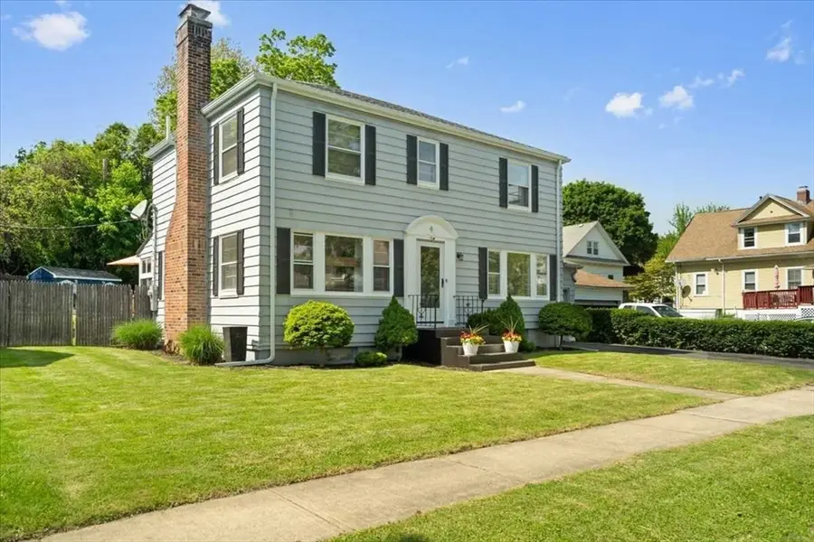 4 Van St, Worcester, MA 01602 - #3