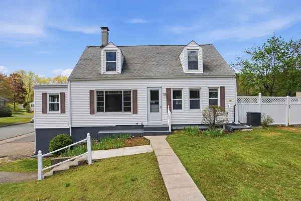 304 High St, Randolph, MA 02368