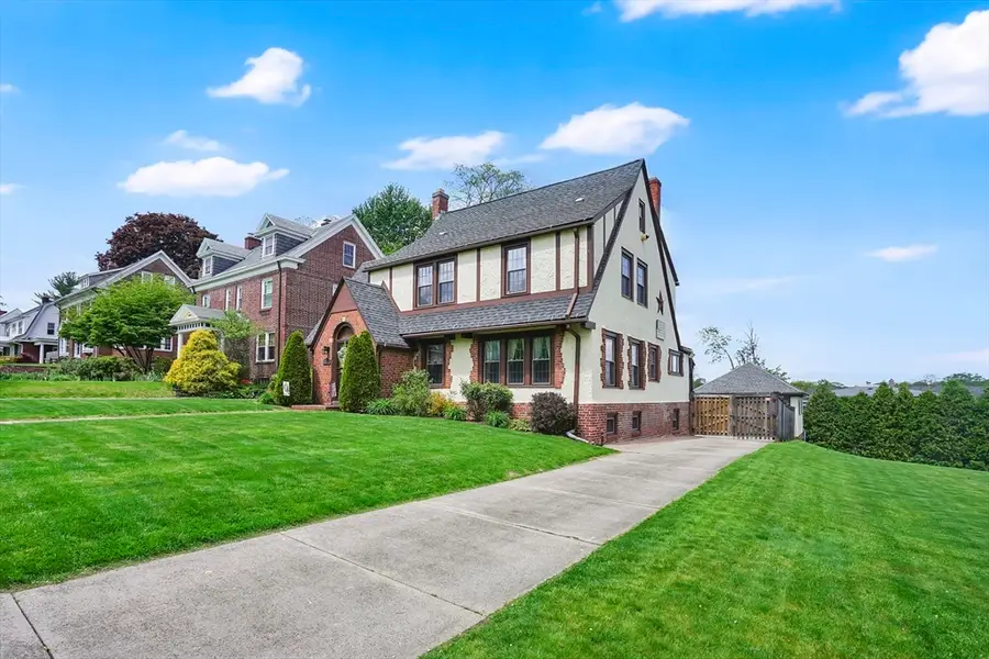 146 Bellevue Ave, Springfield, MA 01108 - #3