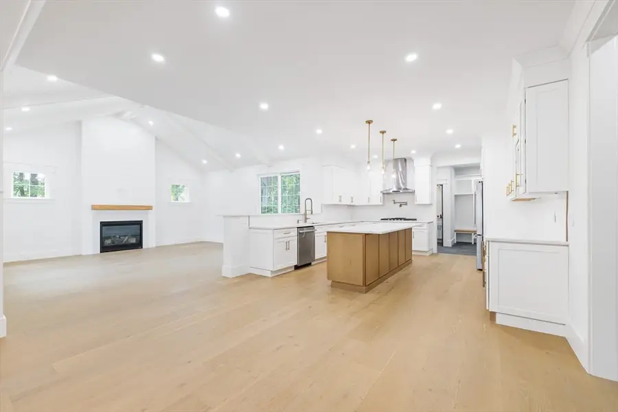 7 Bennett Street, Natick, MA 01760 - #3