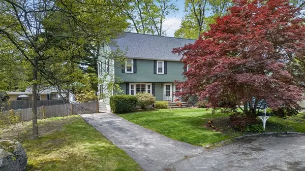 8 Amvet Dr #1, Plainville, MA 02762