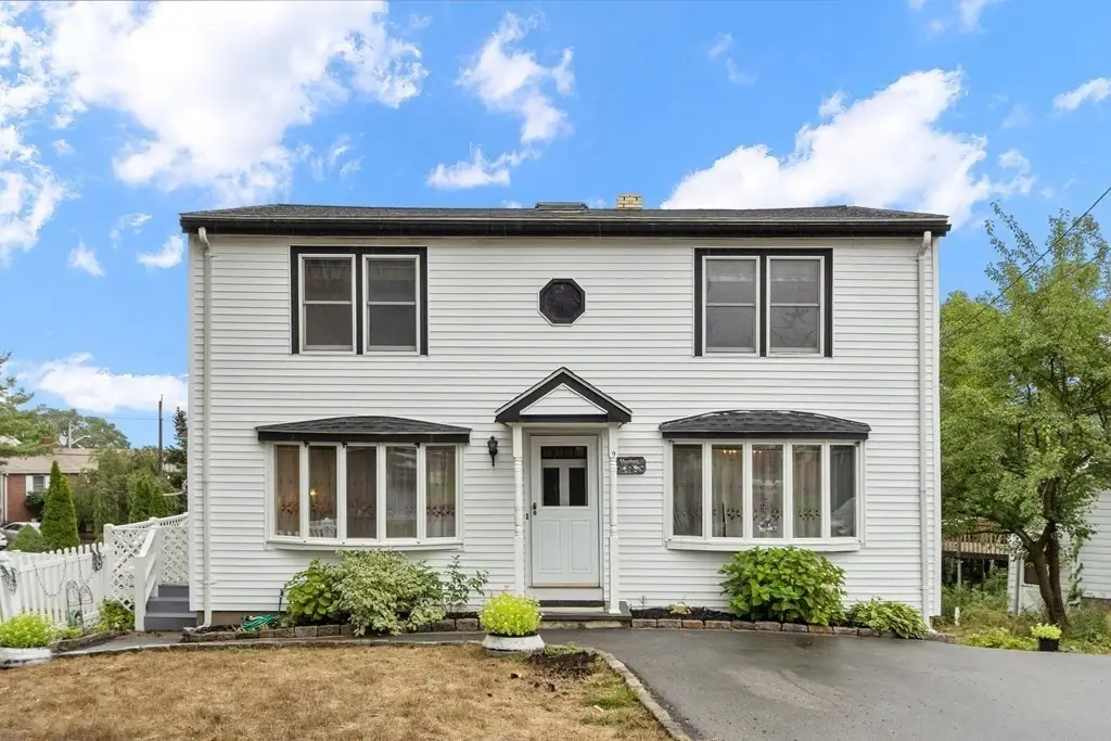 9 Summit Ave, Saugus, MA 01906 - #1