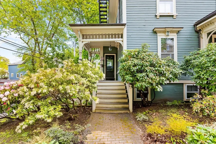 14 Russell St #3, Arlington, MA 02474 - #3