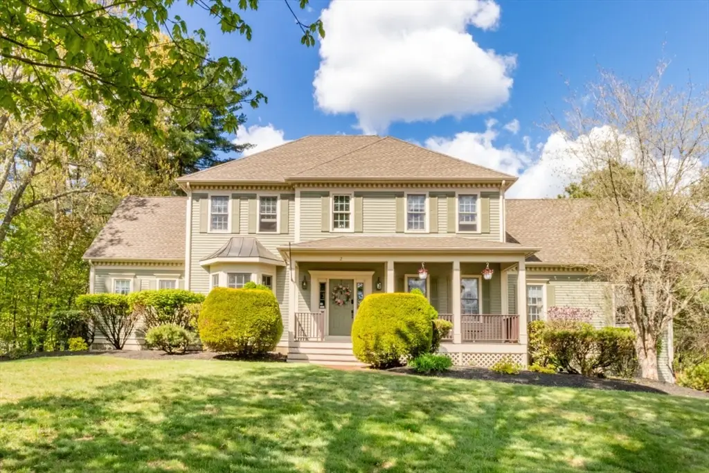 2 Macintyre Dr, North Reading, MA 01864 - #1