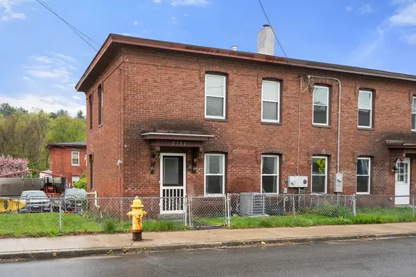 2271 Main St, Warren, MA 01092