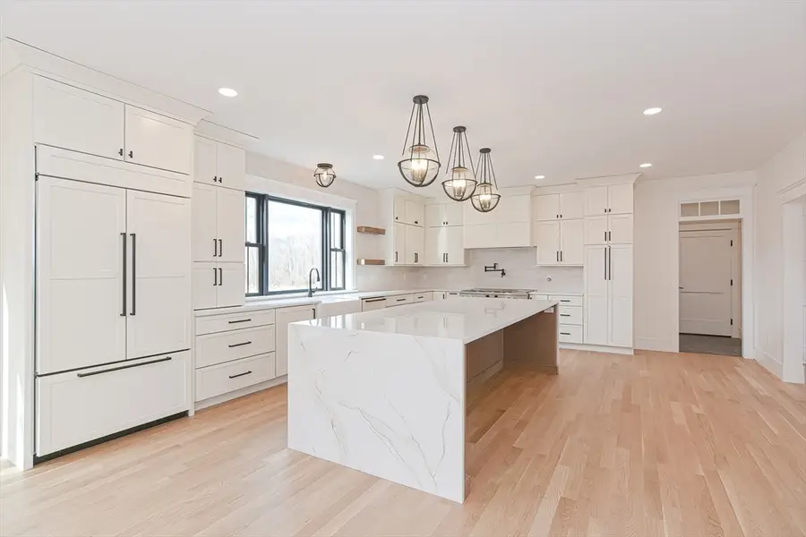 11 Ledge Hill Ln, Rehoboth, MA 02769 - #2