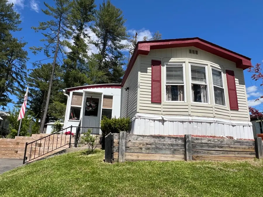 16 Fair Lane, Westfield, MA 01085 - #2