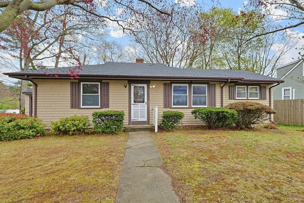 164 Cross Rd, Dartmouth, MA 02747 - #1