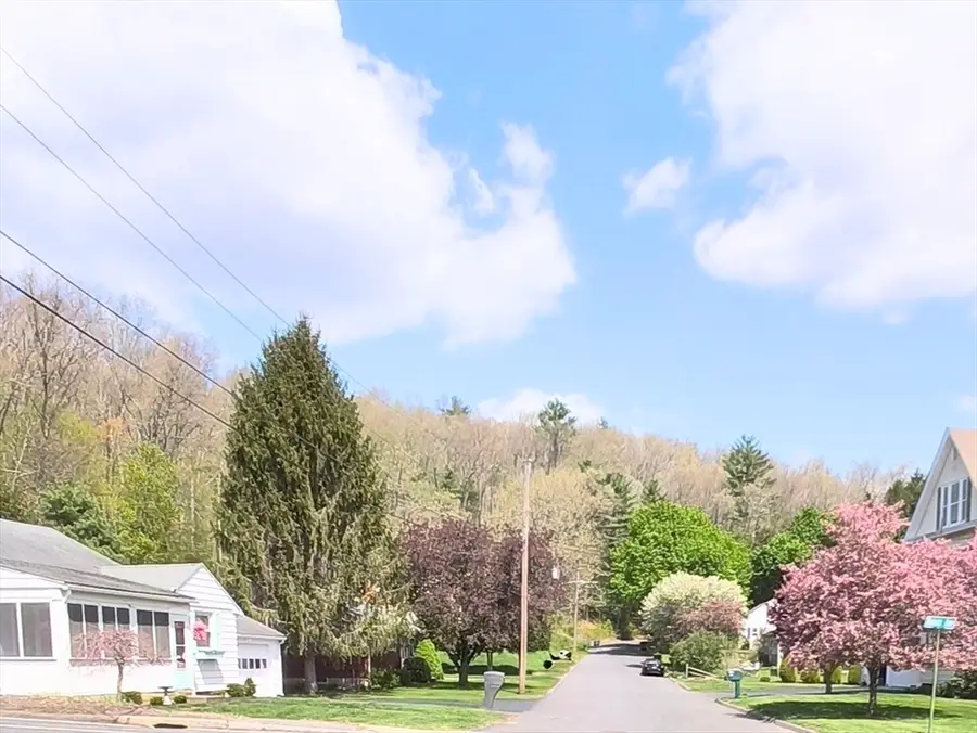 2 Boivin Ave, Ware, MA 01082 - #3
