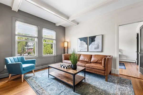 1738 Commonwealth Ave #4, Boston, MA 02135