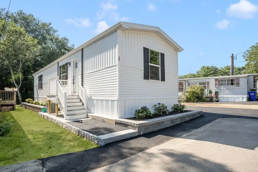 4 Northwest #4, North Attleboro, MA 02760 - #1