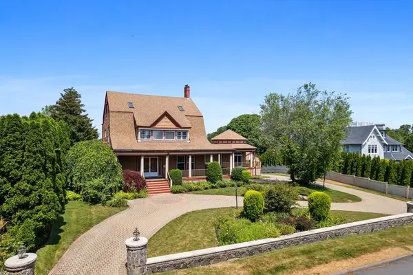 372 Ocean Avenue, Marblehead, MA 01945
