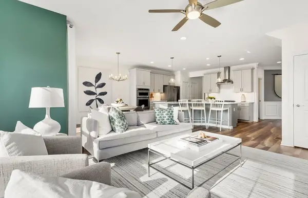 15 Emerald Run #10, Shrewsbury, MA 01545
