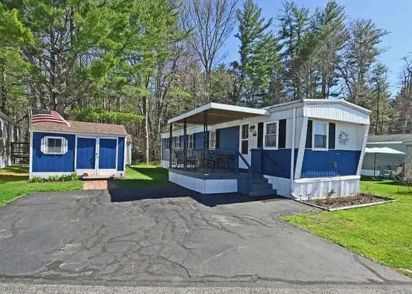 47 Clems Way #47, Acushnet, MA 02743