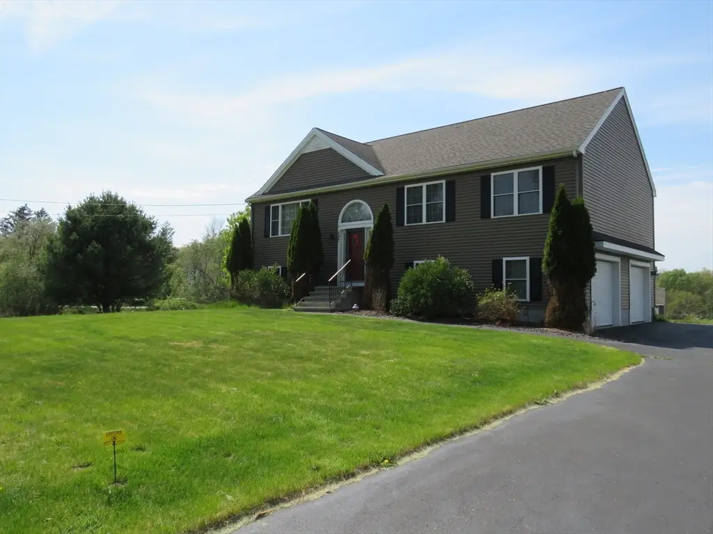 587 Tremont St, Taunton, MA 02780 - #1