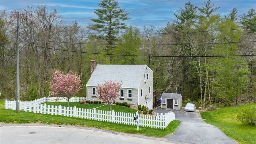 6 Michelle Lane, Mattapoisett, MA 02739 - #3