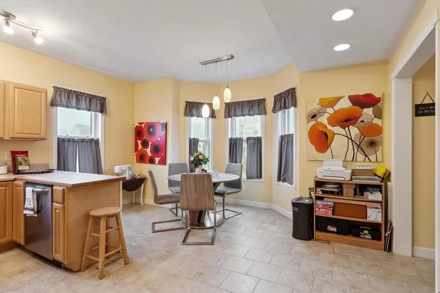 19 Washington St, Leominster, MA 01453 - #3