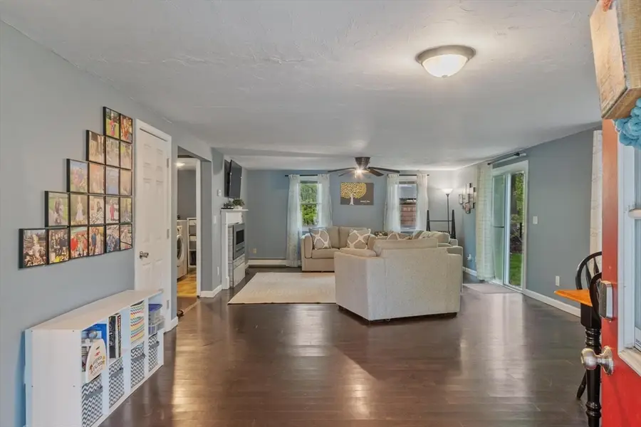 1373 Massachusetts Ave, Lunenburg, MA 01462 - #2