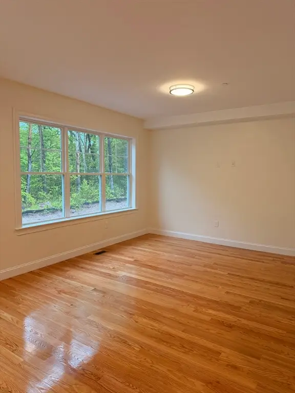 711 Mount Hope St #11, North Attleboro, MA 02760 - #3
