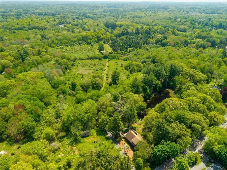 548 R Berkley Street, Berkley, MA 02779 - #3