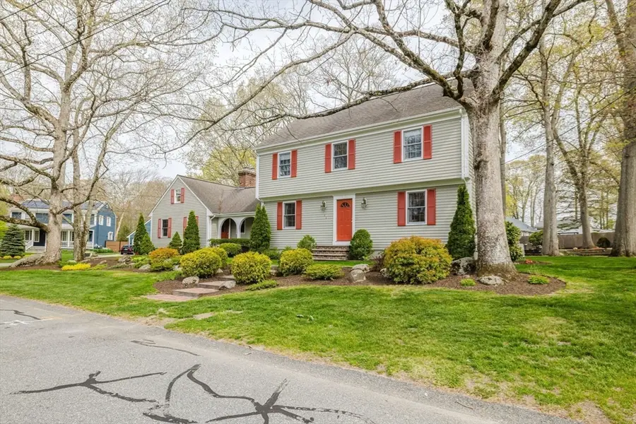 146 Colonial Dr, Somerset, MA 02726 - #2