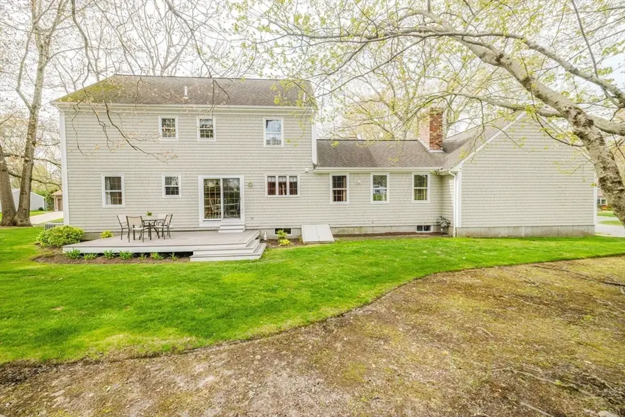 146 Colonial Dr, Somerset, MA 02726 - #3