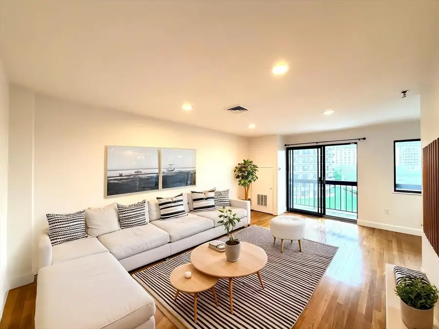 90 Quincy Shore Dr #302, Quincy, MA 02171 - #3