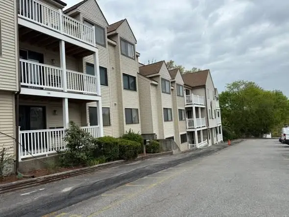 11 Hulbert #15, Worcester, MA 01603 - #2