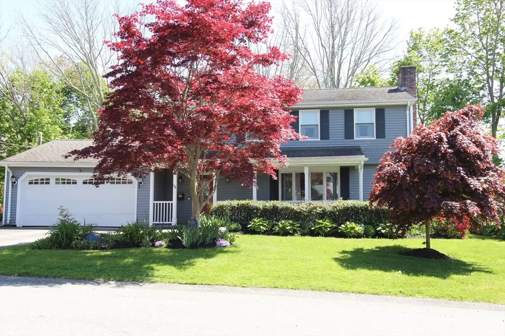 94 Valley Rd, Somerset, MA 02726 - #1