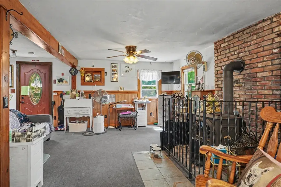 14 Mill St, Northborough, MA 01532 - #3