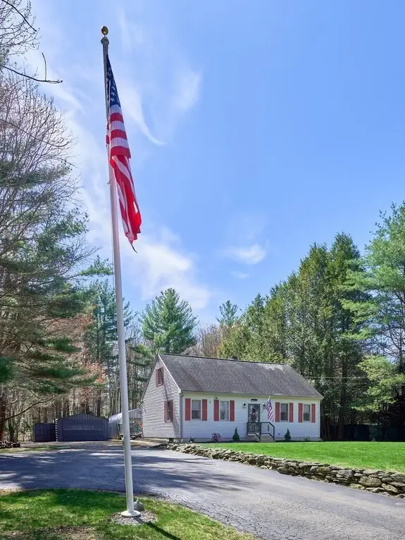 3 Hammond Street, Rochdale, MA 01542 - #1
