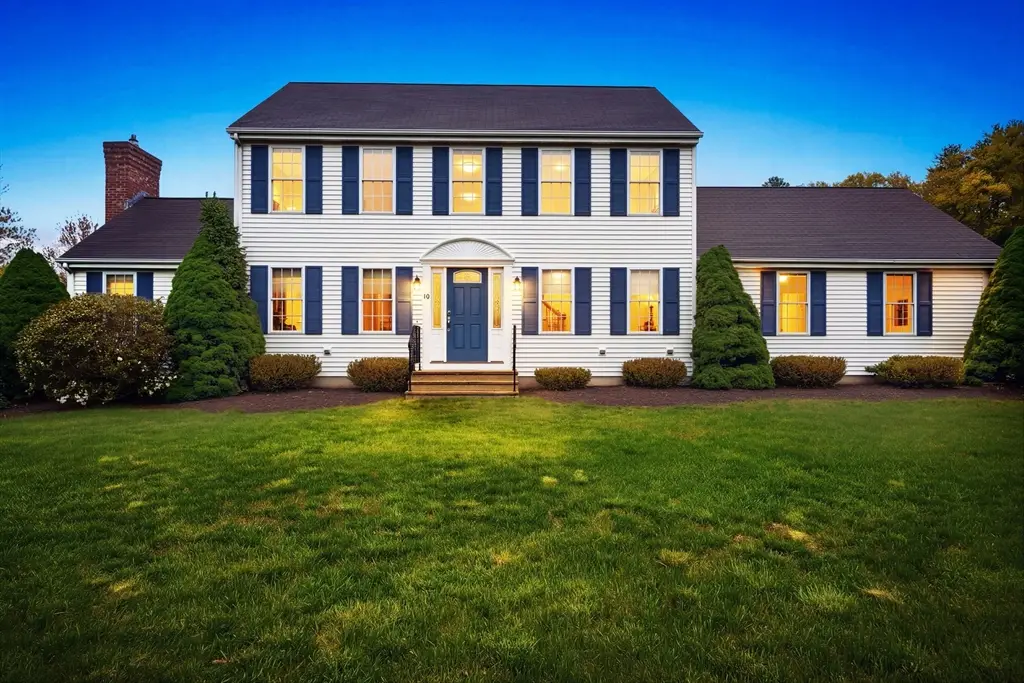 10 Wilson Drive, Uxbridge, MA 01569 - #1