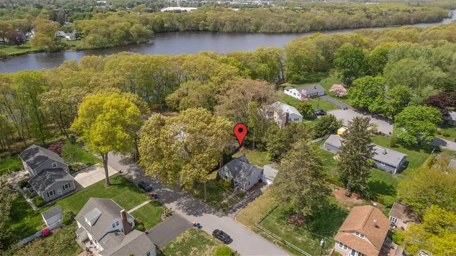 25 Tullson Ave, Seekonk, MA 02771 - #2