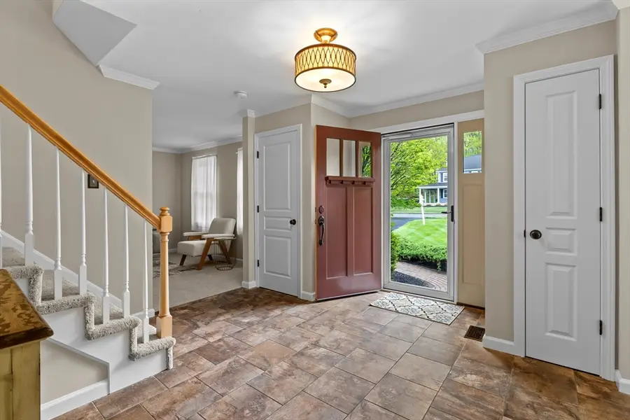 20 Rockwell Dr, Shrewsbury, MA 01545 - #3