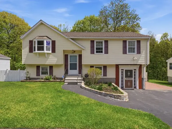 30 Parsons Hill Dr, Worcester, MA 01603
