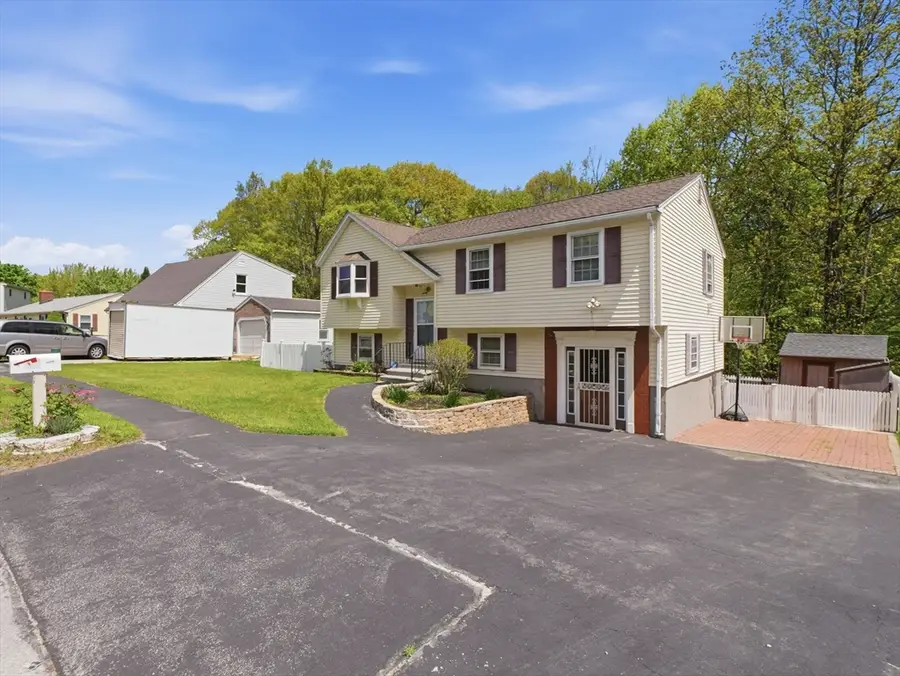 30 Parsons Hill Dr, Worcester, MA 01603 - #2
